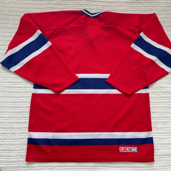 Vintage NHL Montreal Canadiens CCM Red Hockey Jersey | Size M - Picture 2 of 8